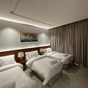 احجز هنا