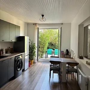Maison De Village Avec Exterieur -luberon - , Villelaure France