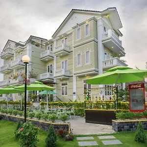 Golden Bell Backpacker Hotel&pool Bar , Hội An Vietnam